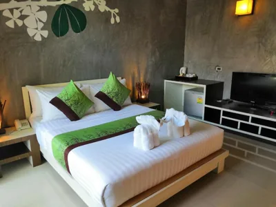 Deluxe Room — Sairee Hut Resort Koh Tao