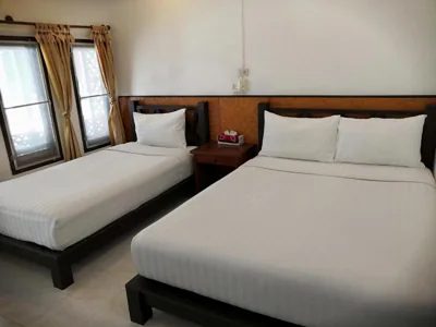 Standard Triple Room — Sairee Hut Resort Koh Tao